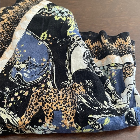 Free People Catch Me if You Can Tie Sleeve Top - Picture 7 of 7